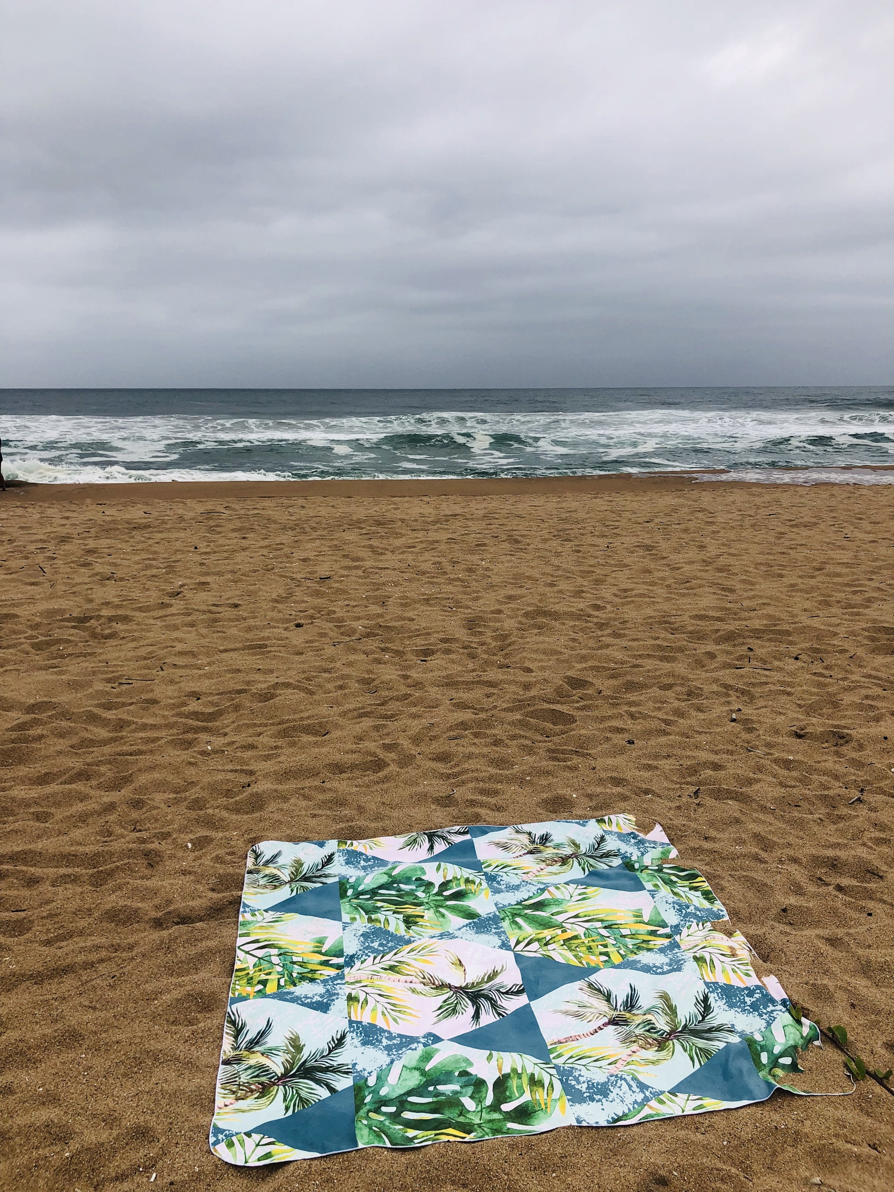 Microfibre - Towel 4 Two - Printed Beach Blanket - Geo Palm